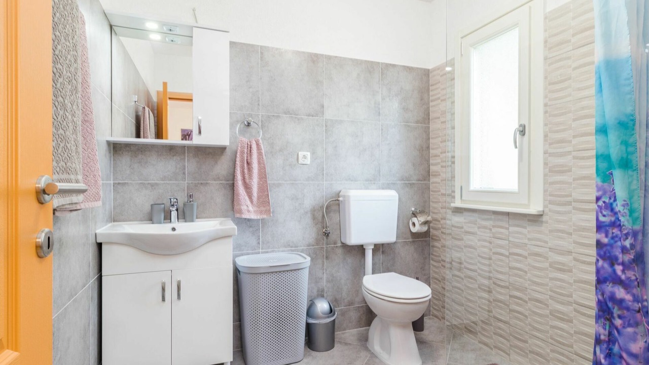 Photo of Bathroom in Vinez