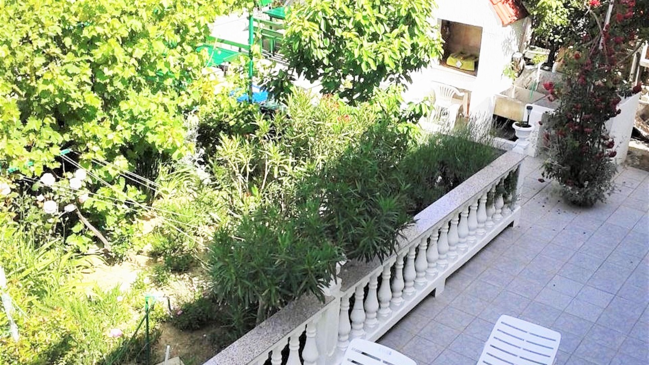 Photo of Patio Balcony in Palit