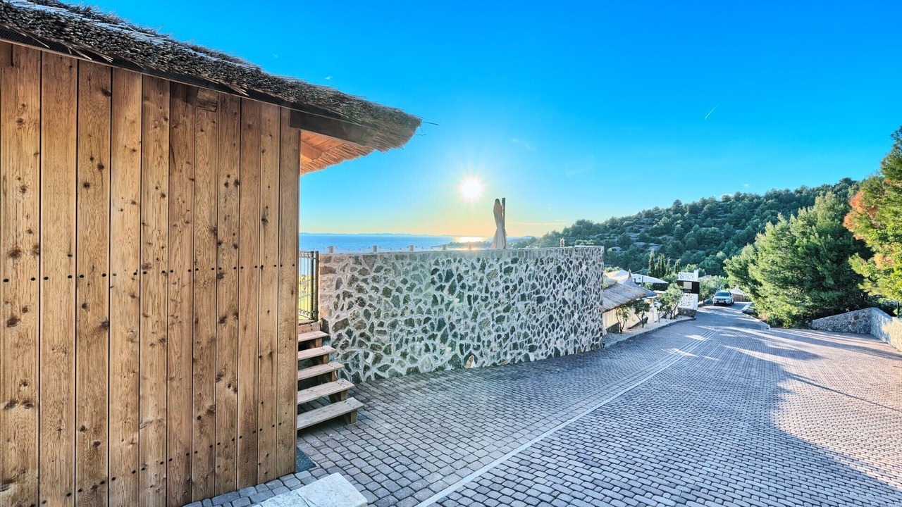 Photo of Outdoor in Jezera