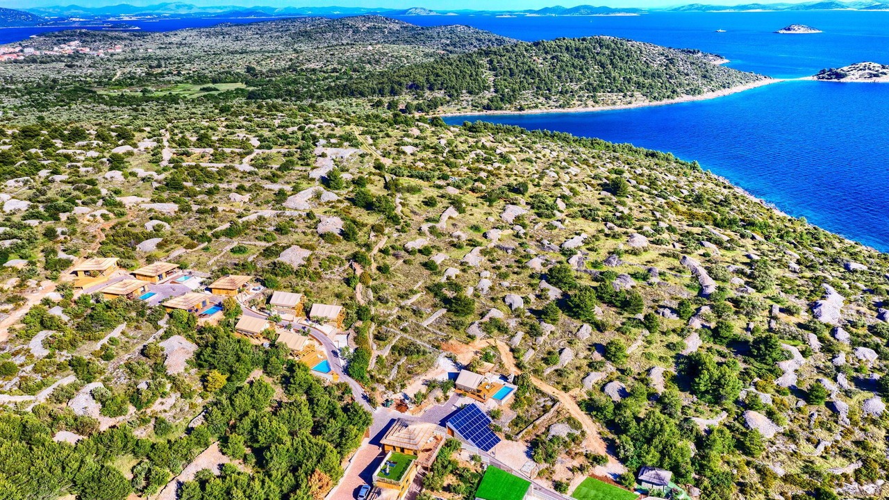 Photo of Outdoor in Jezera