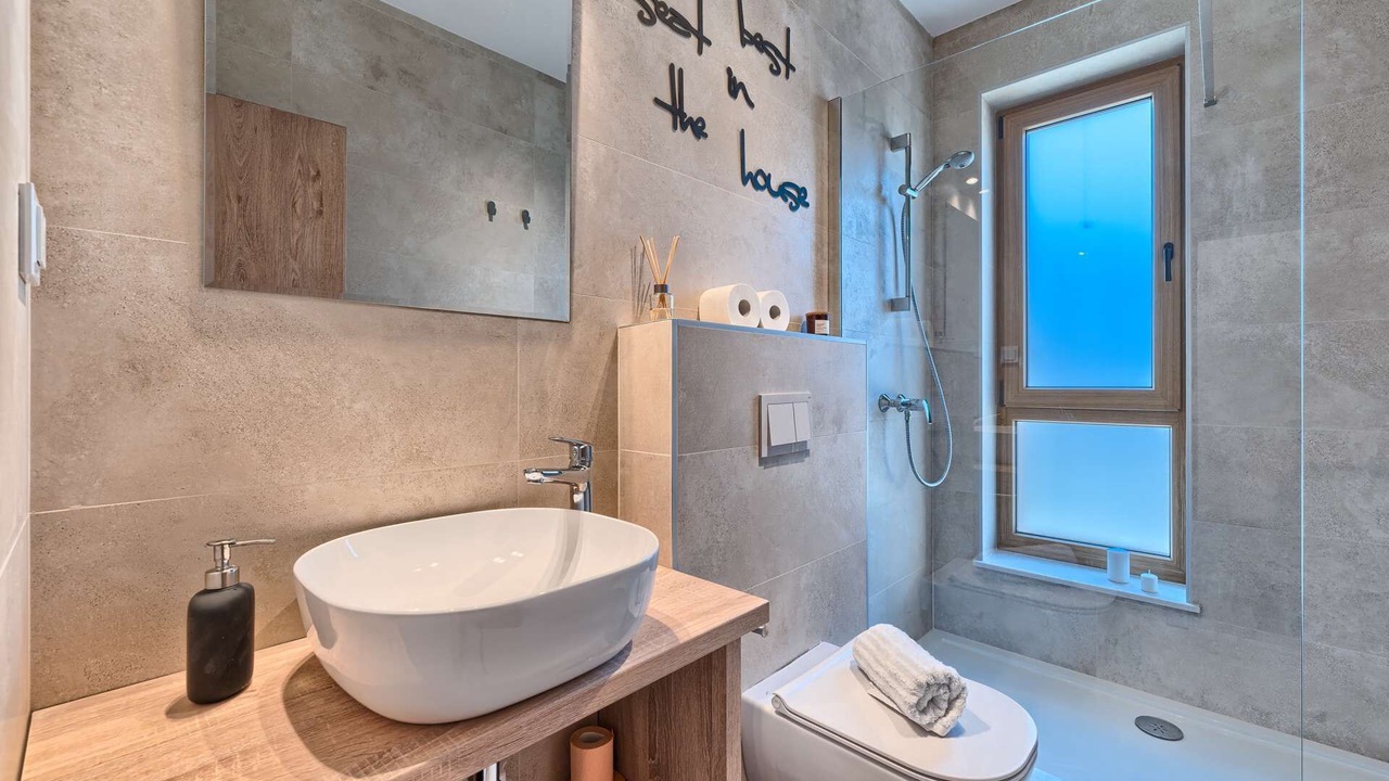 Photo of Bathroom in Turanj
