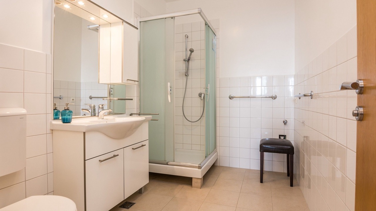 Photo of Bathroom in Vir