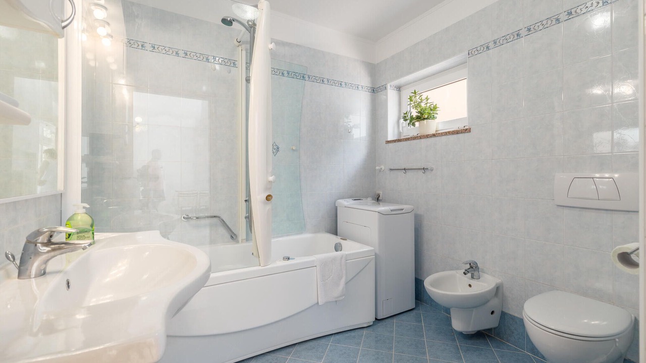 Photo of Bathroom in Zambratija