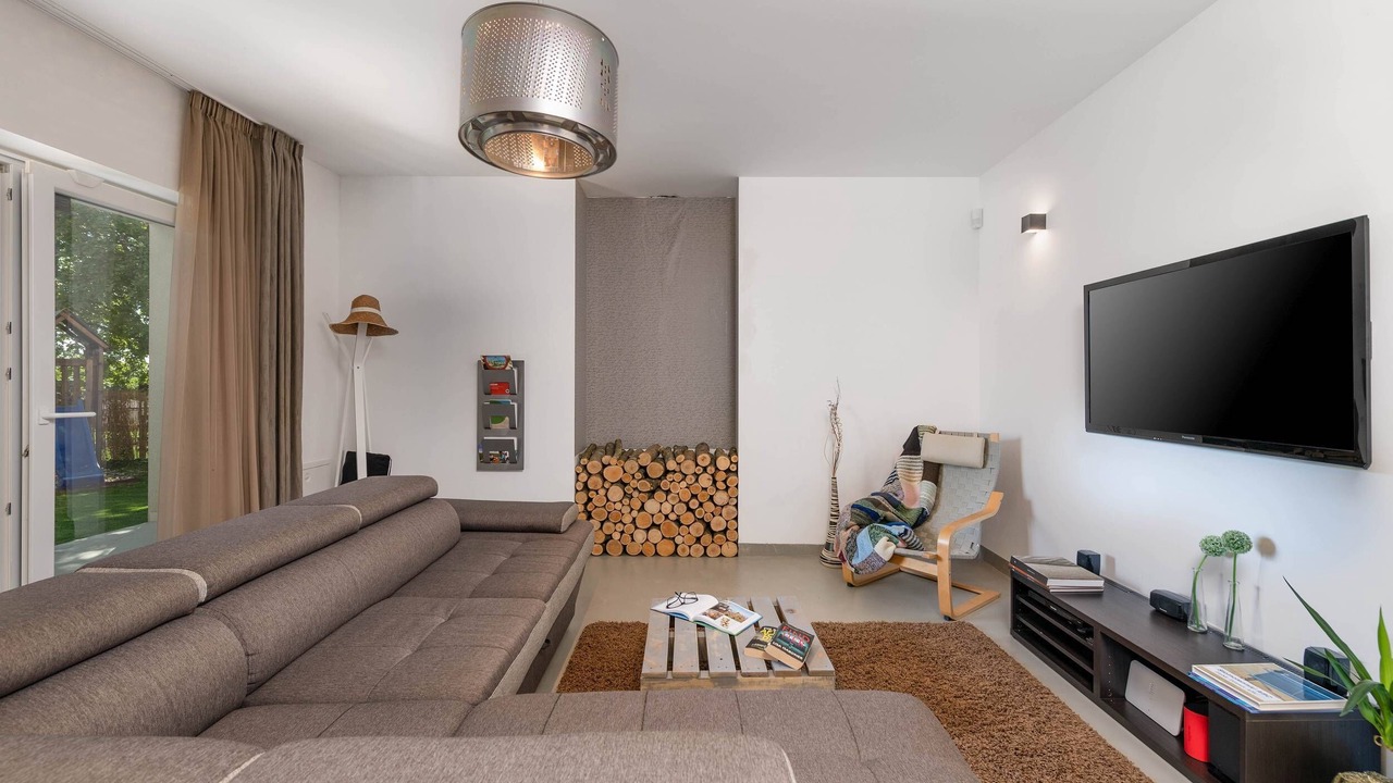 Photo of Livingroom in Jursici