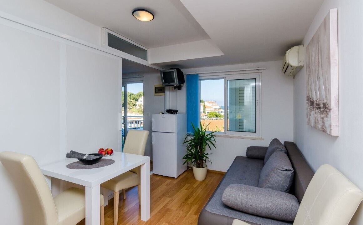 Photo of Livingroom in Pomena