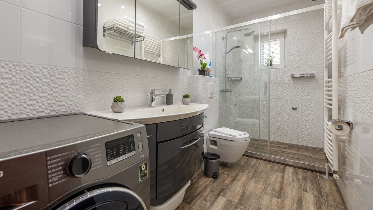 Photo of Bathroom in Turanj