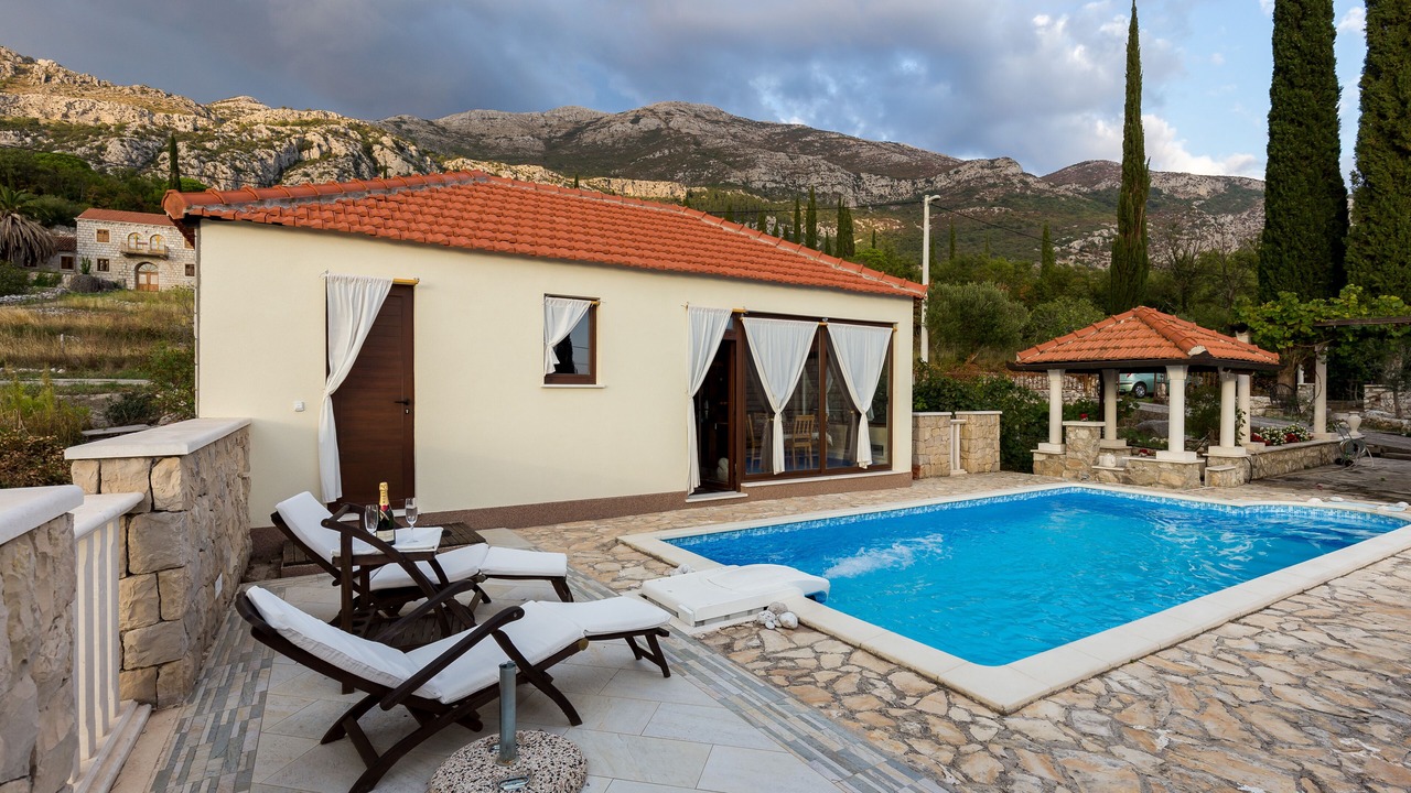 Photo of Outdoor in Mihanici