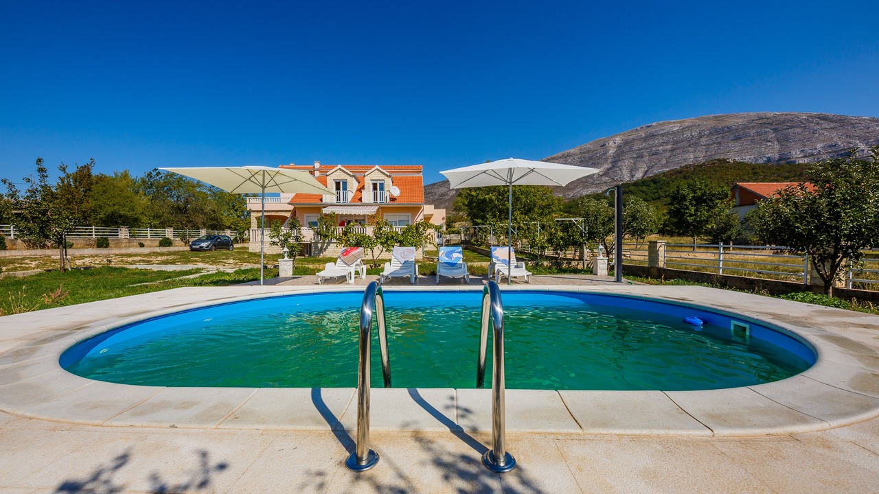 Photo of Outdoor in Civljane