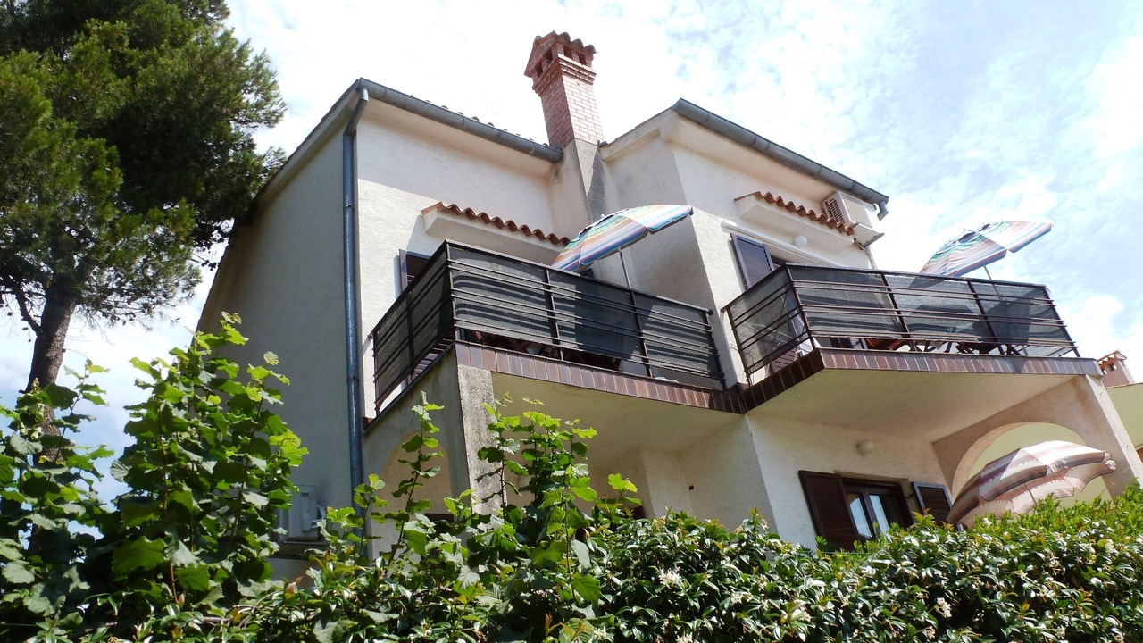 Photo of Outdoor in Borik