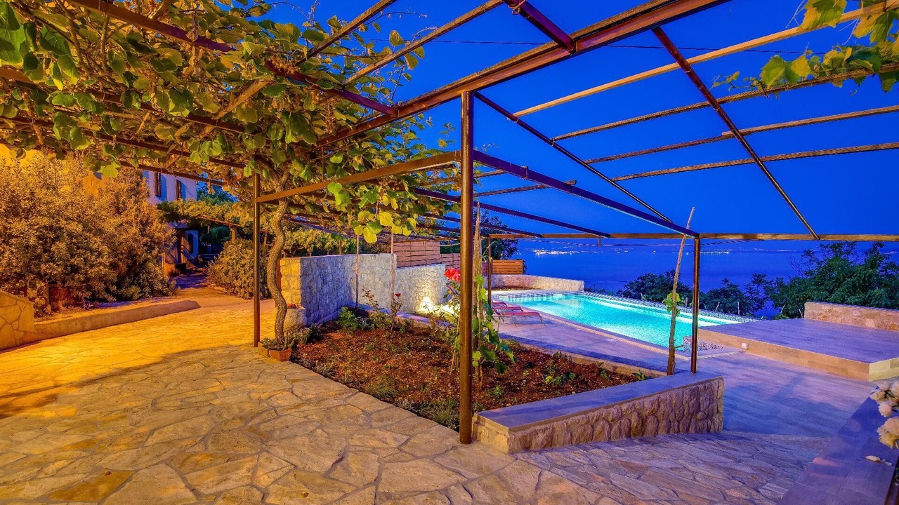 Photo of Outdoor in Obrs
