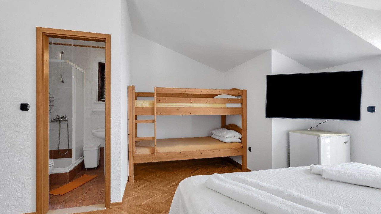 Photo of Bedroom in Duce