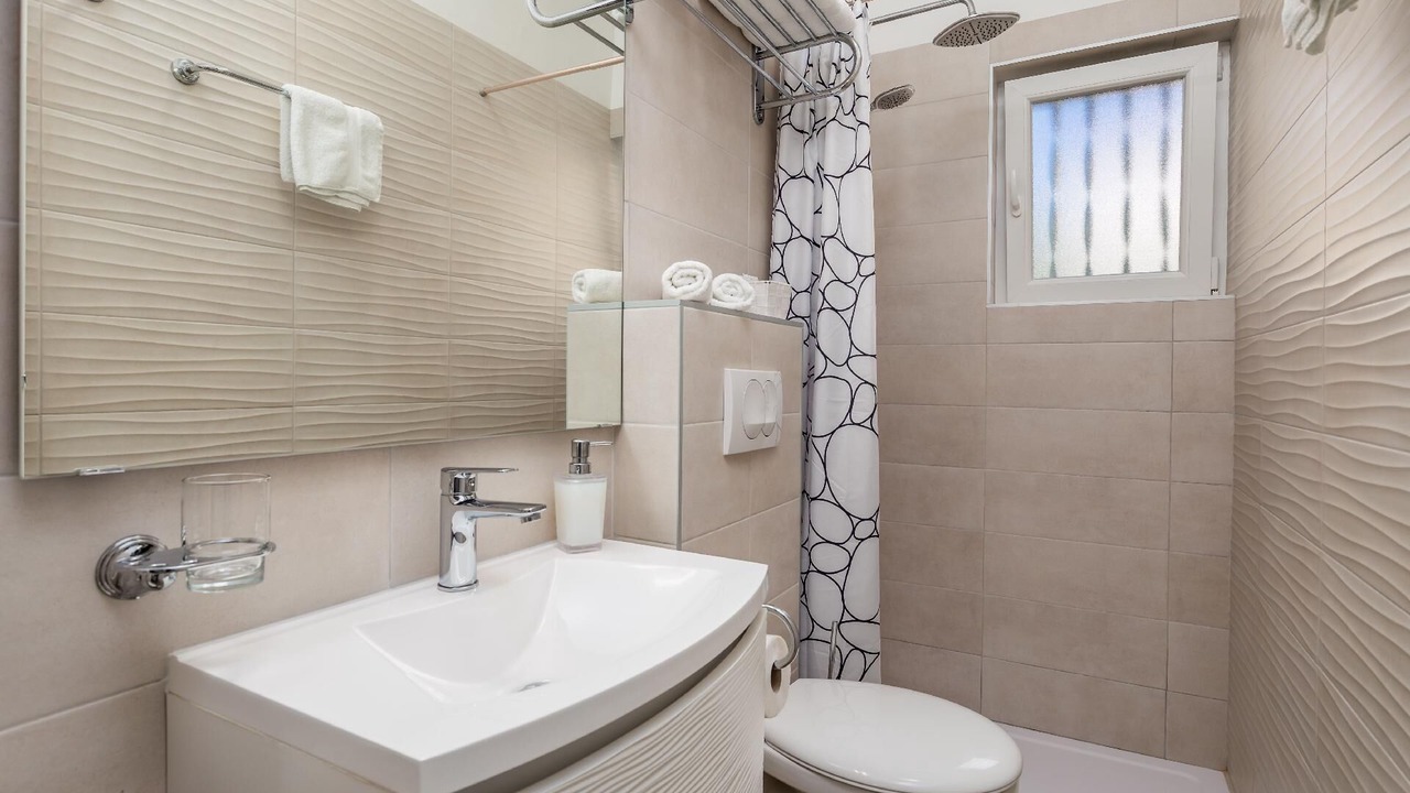 Photo of Bathroom in Obrs