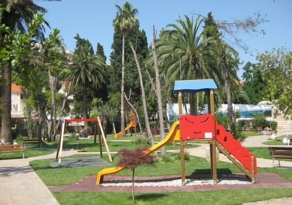Photo of Others in Lapad
