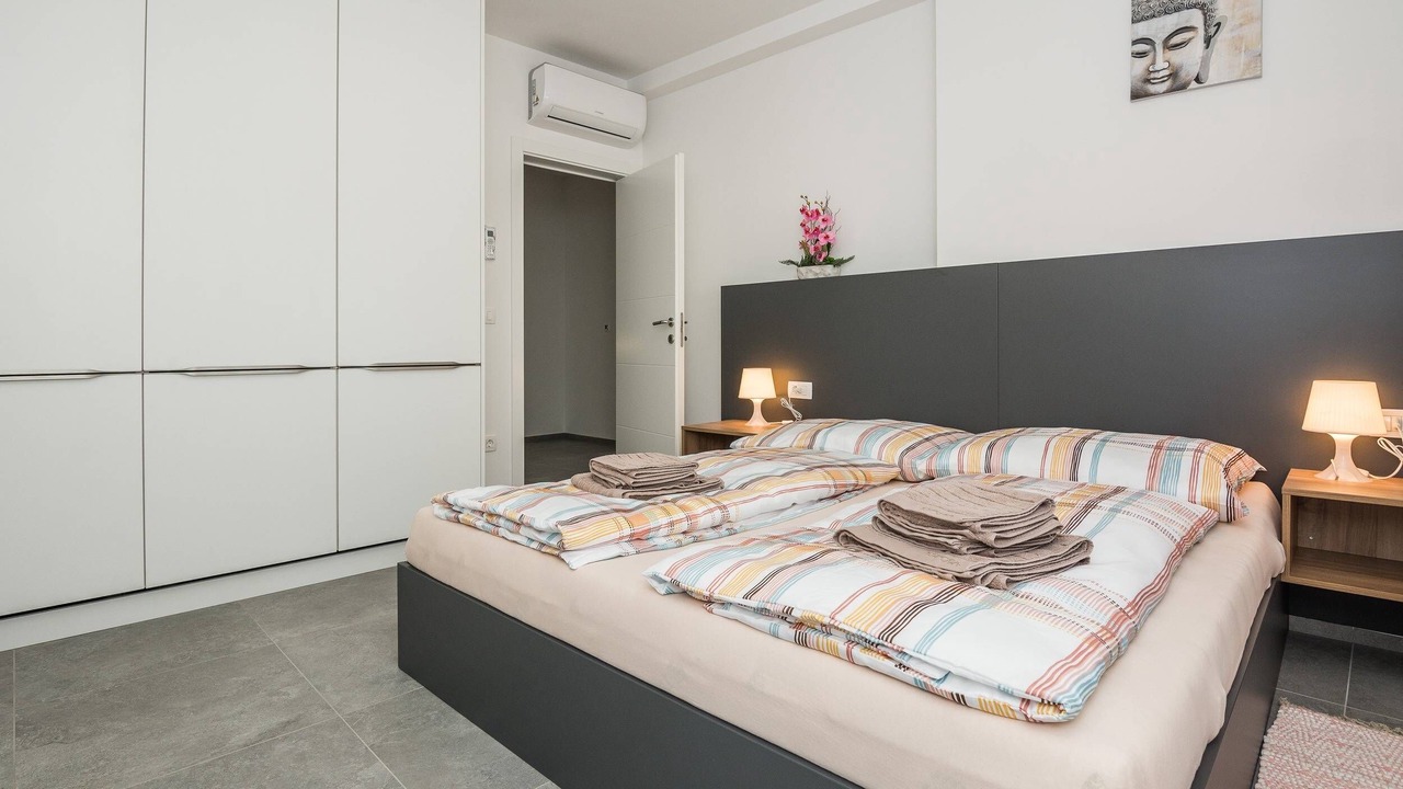 Photo of Bedroom in Vir