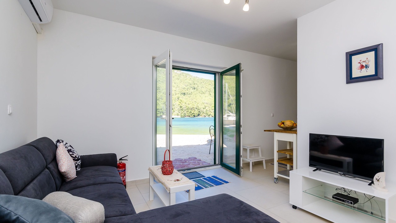 Photo of Livingroom in Broce