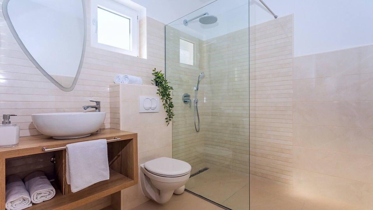 Photo of Bathroom in Tice