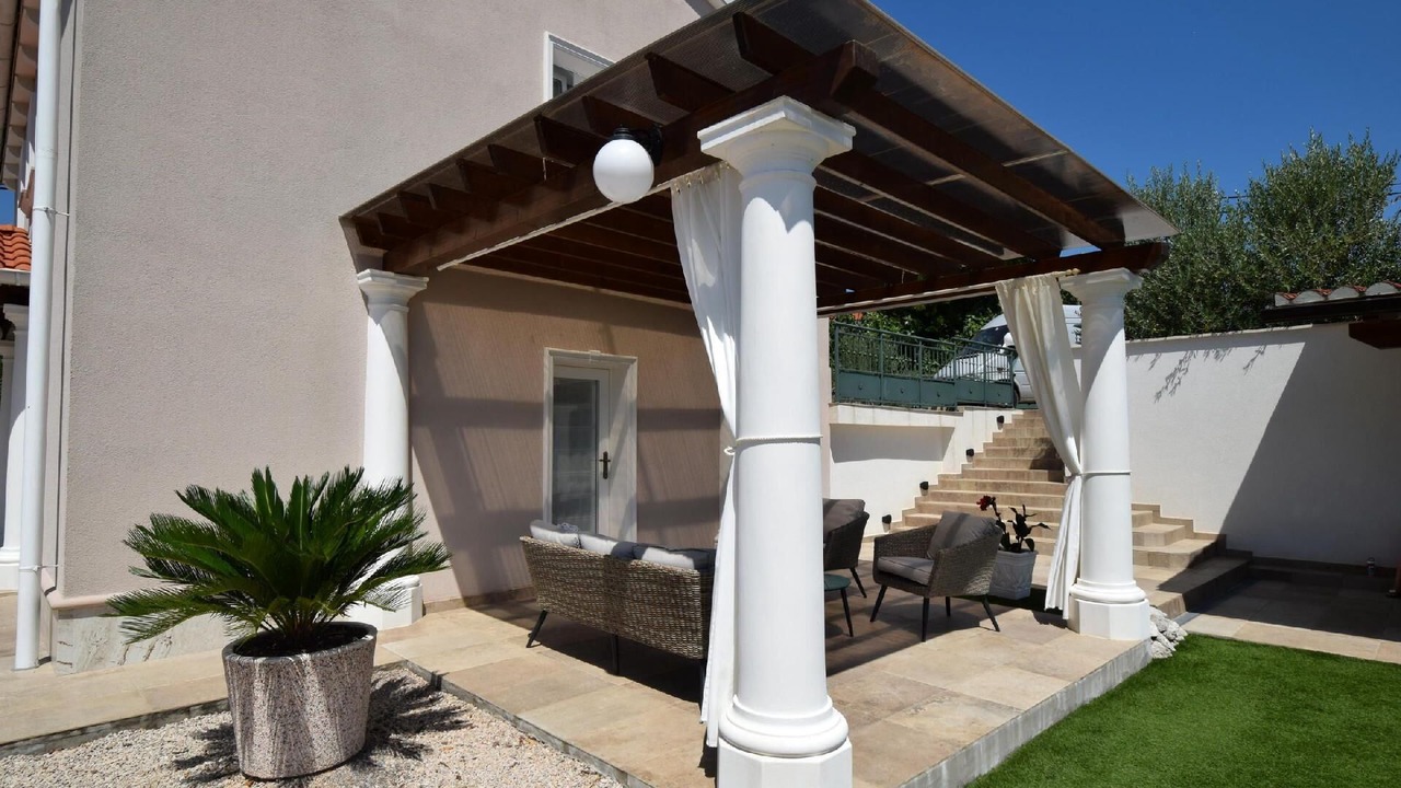 Photo of Patio Balcony in Nenadici