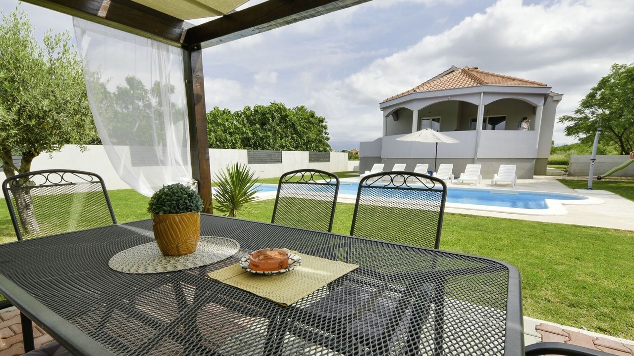 Photo of Outdoor in Smilcic