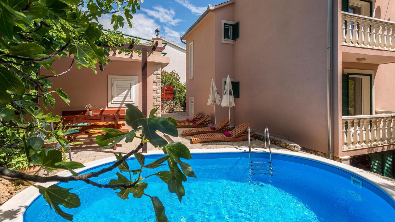Photo of Outdoor in Medici