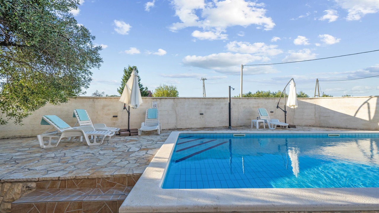 Photo of Outdoor in Tinj
