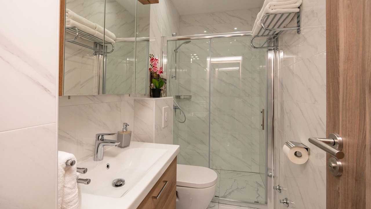 Photo of Bathroom in Turanj