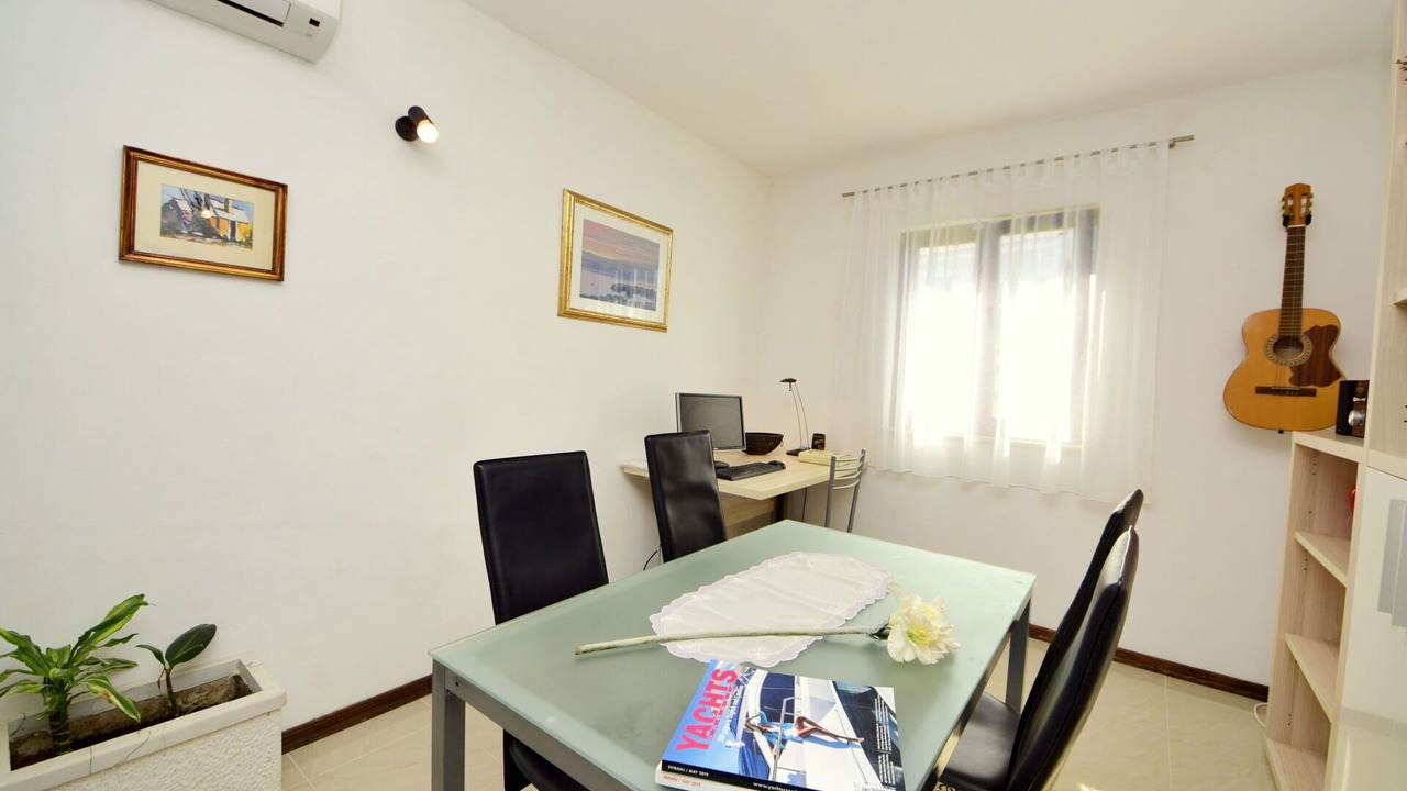 Photo of Bedroom in Povlja