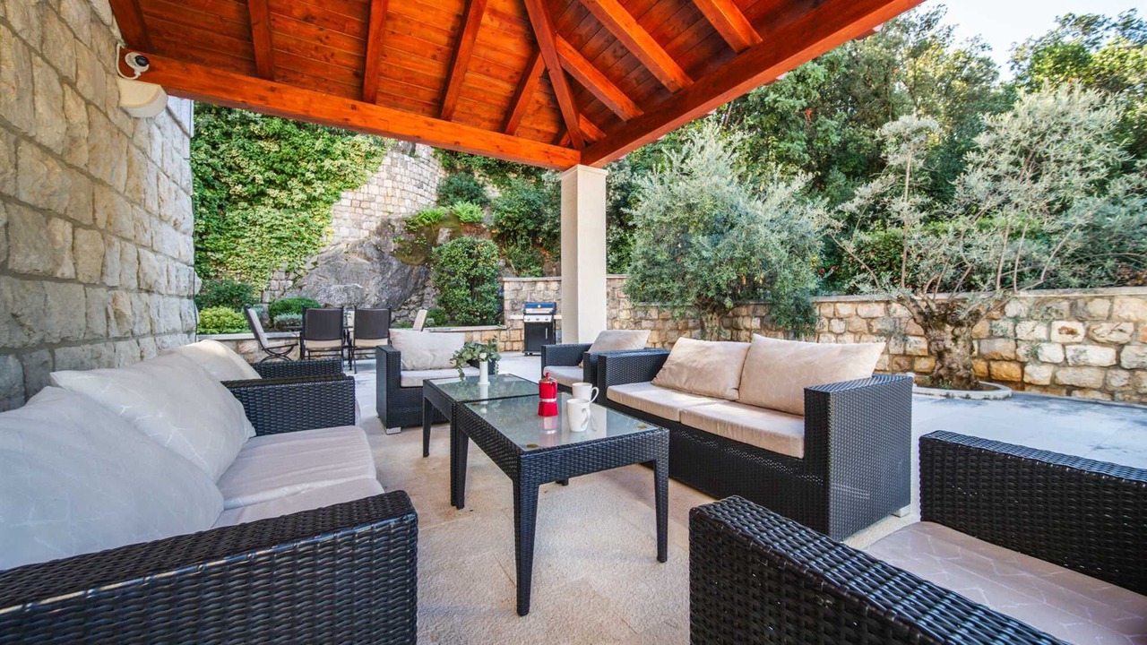 Photo of Patio Balcony in Babin Kuk