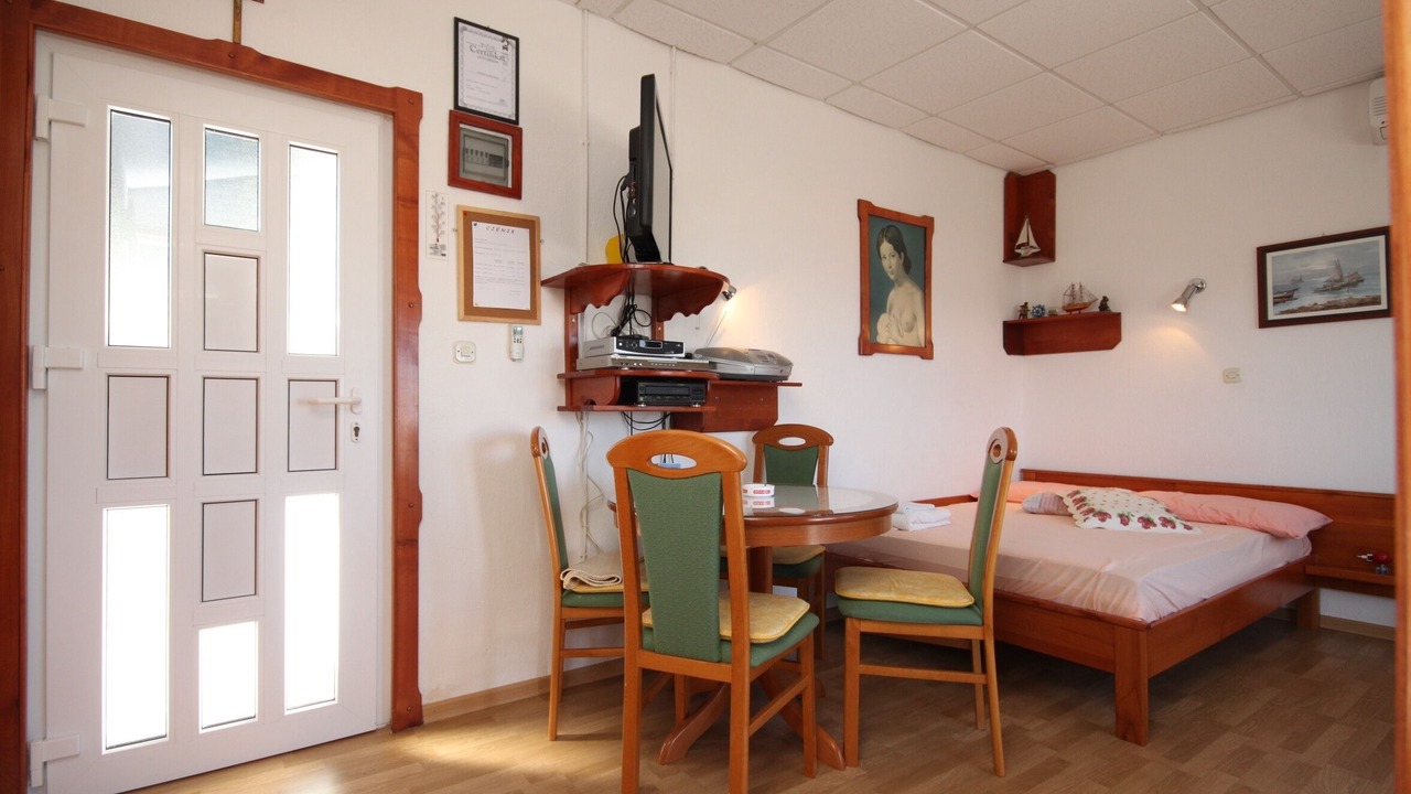 Photo of Livingroom in Preko