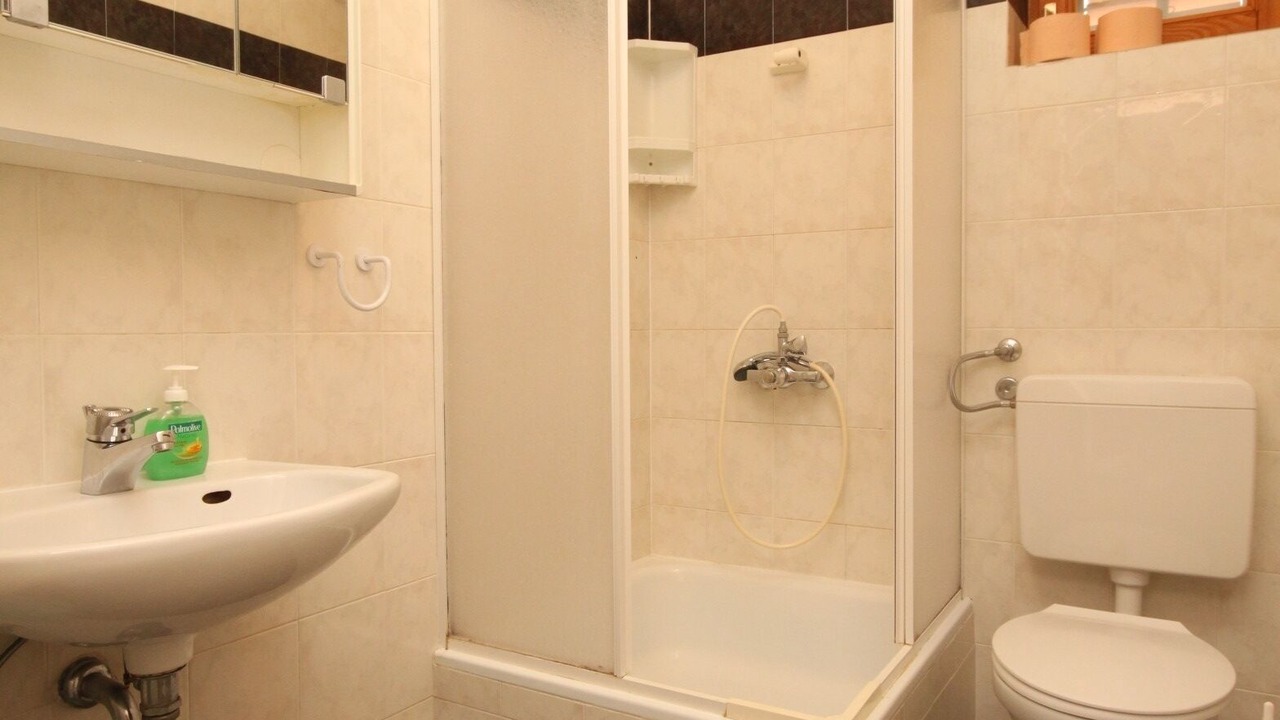 Photo of Bathroom in Kukljica