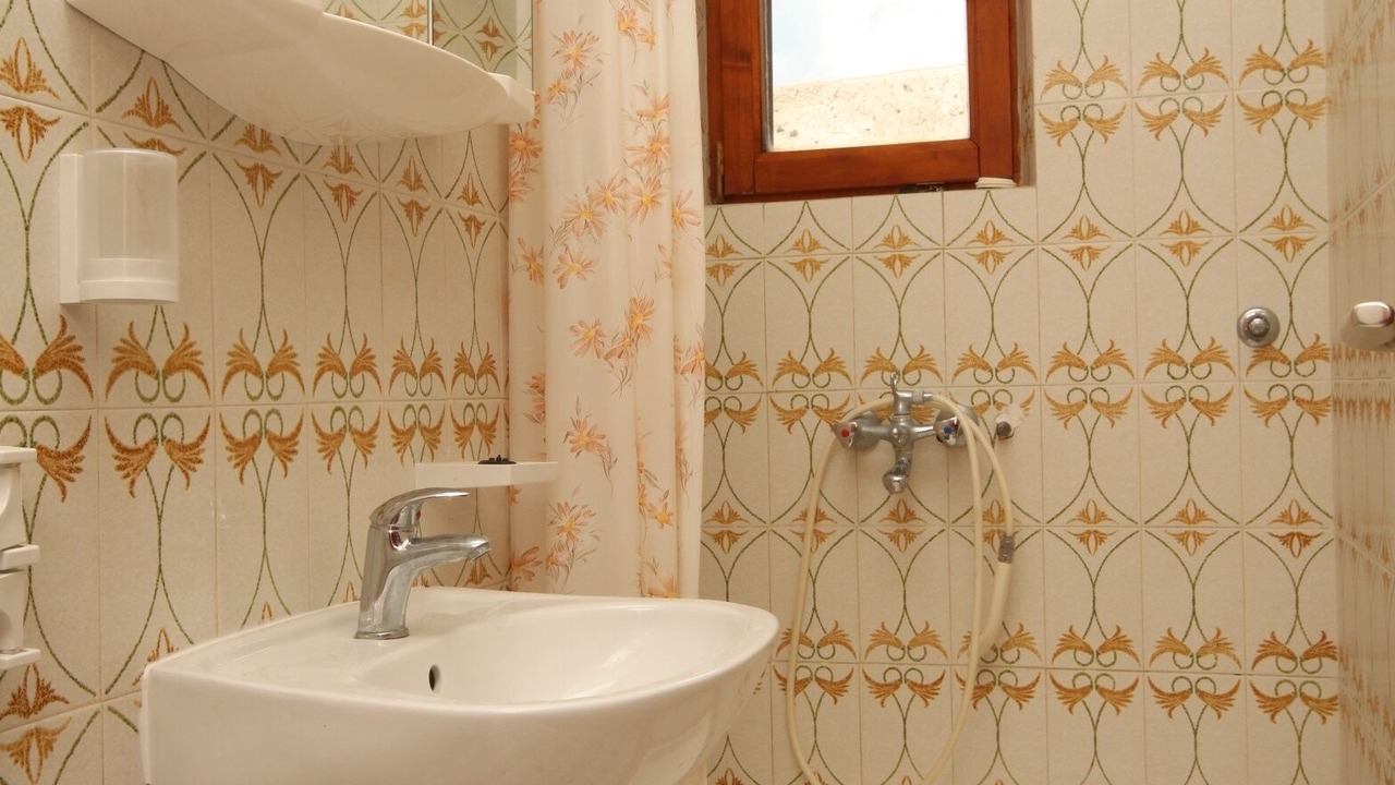 Photo of Bathroom in Metajna
