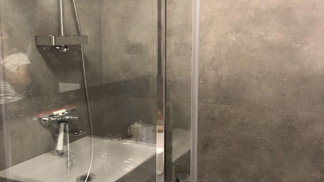 Photo of Bathroom in Cove Murtar