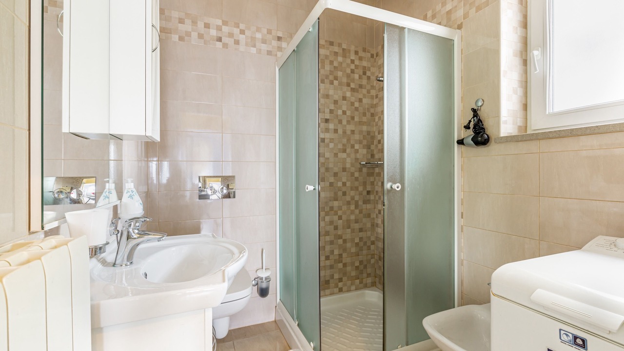 Photo of Bathroom in Brsec