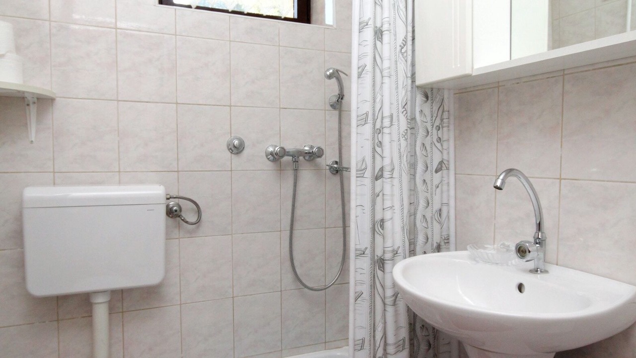 Photo of Bathroom in Gdinj