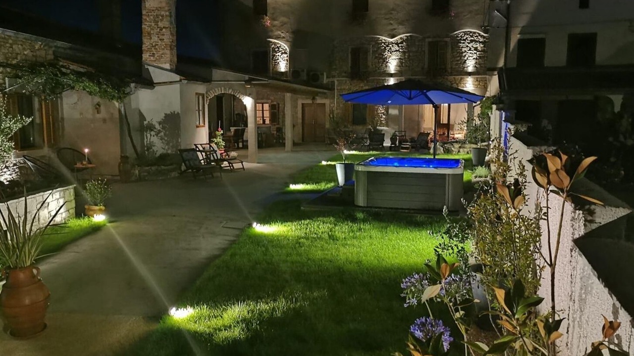 Photo of Outdoor in Loborika