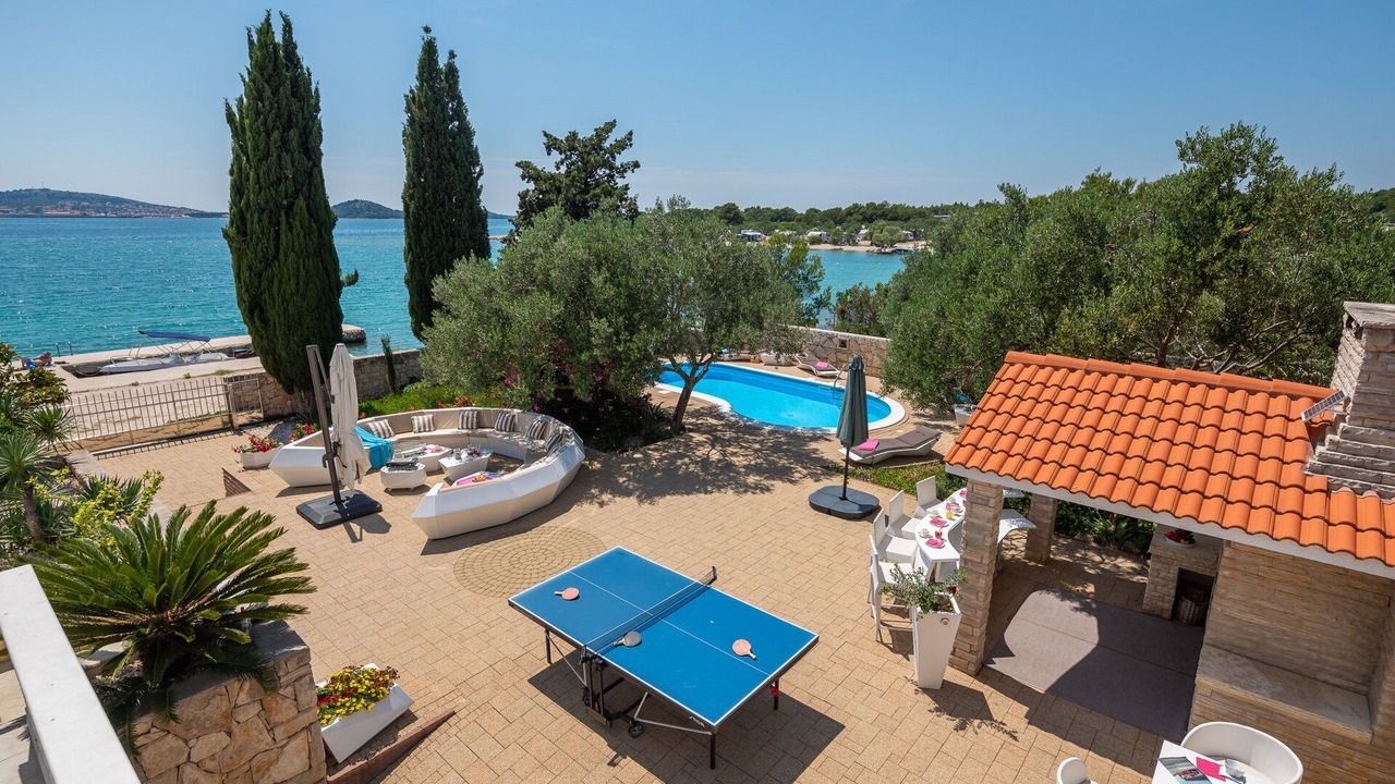Photo of Outdoor in Betina