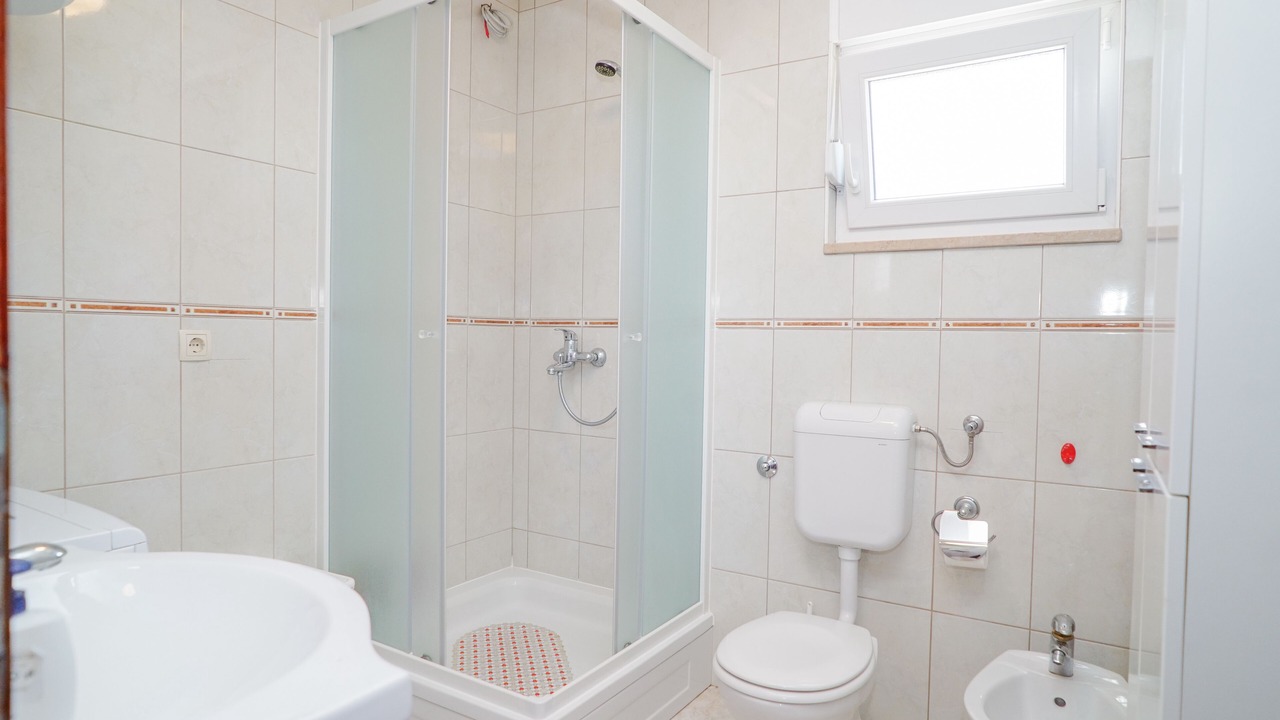 Photo of Bathroom in Grubine