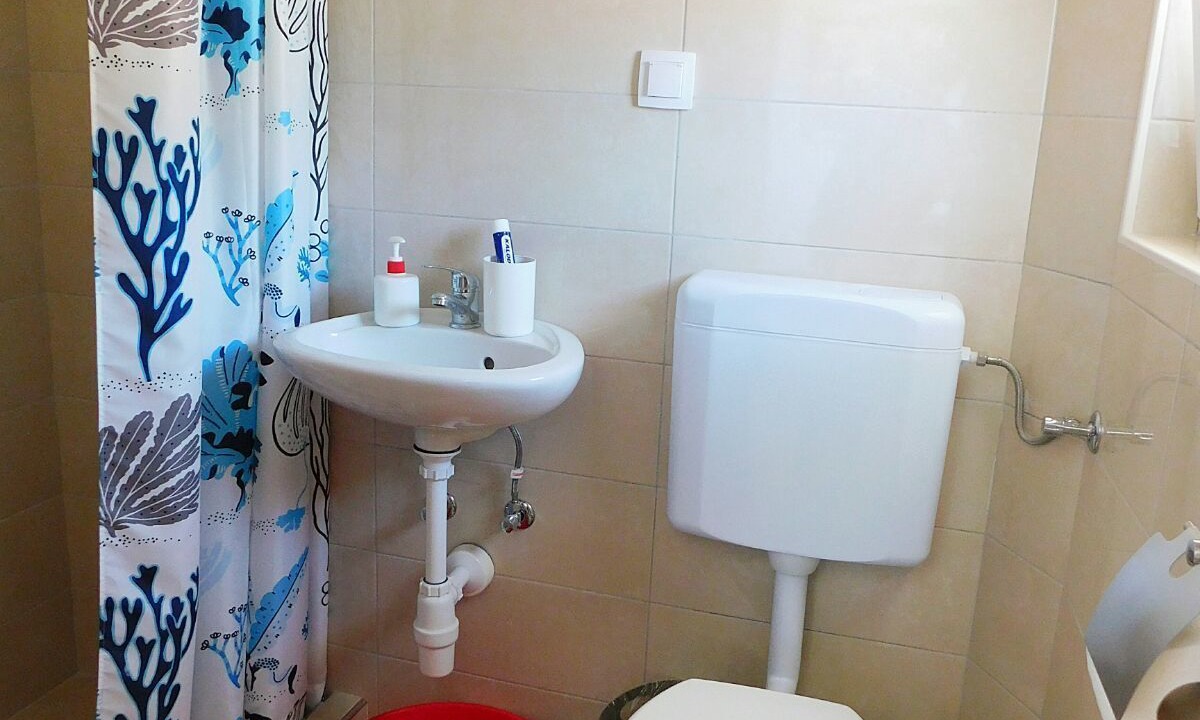 Photo of Bathroom in Cove Tri Zala (Zrnovo)