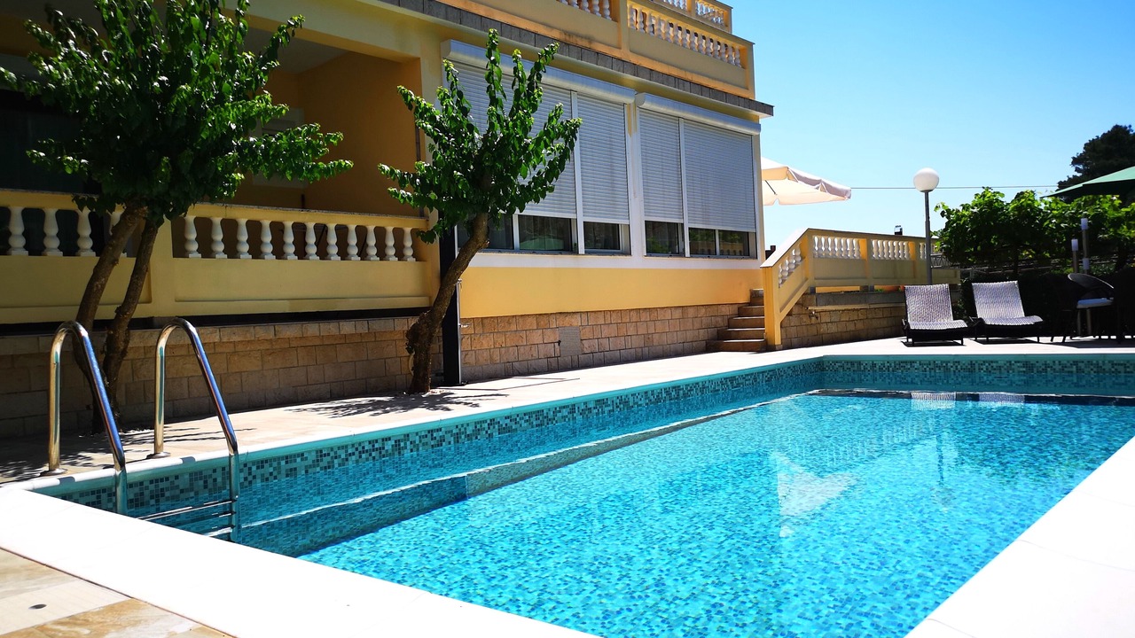 Photo of Outdoor in Banjol