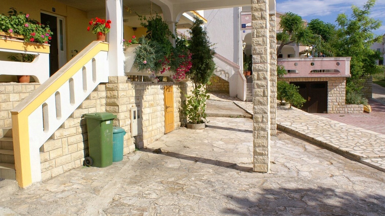 Photo of Others in Kustici
