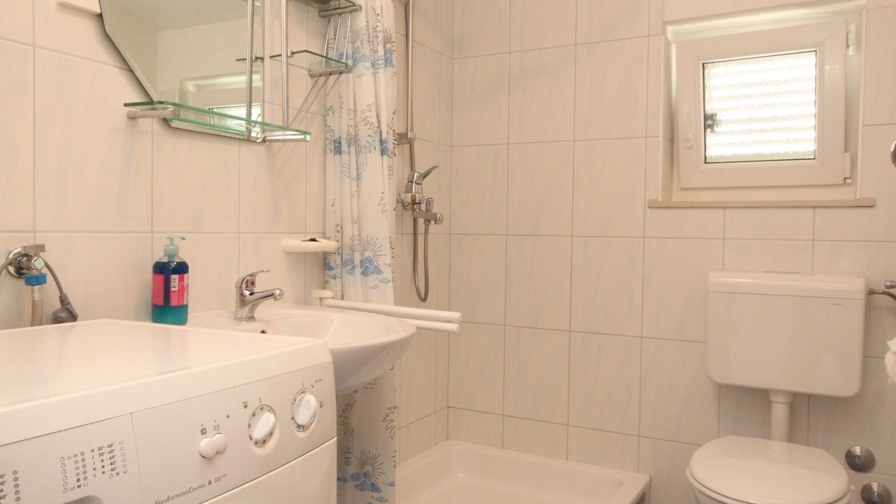 Photo of Bathroom in Banj
