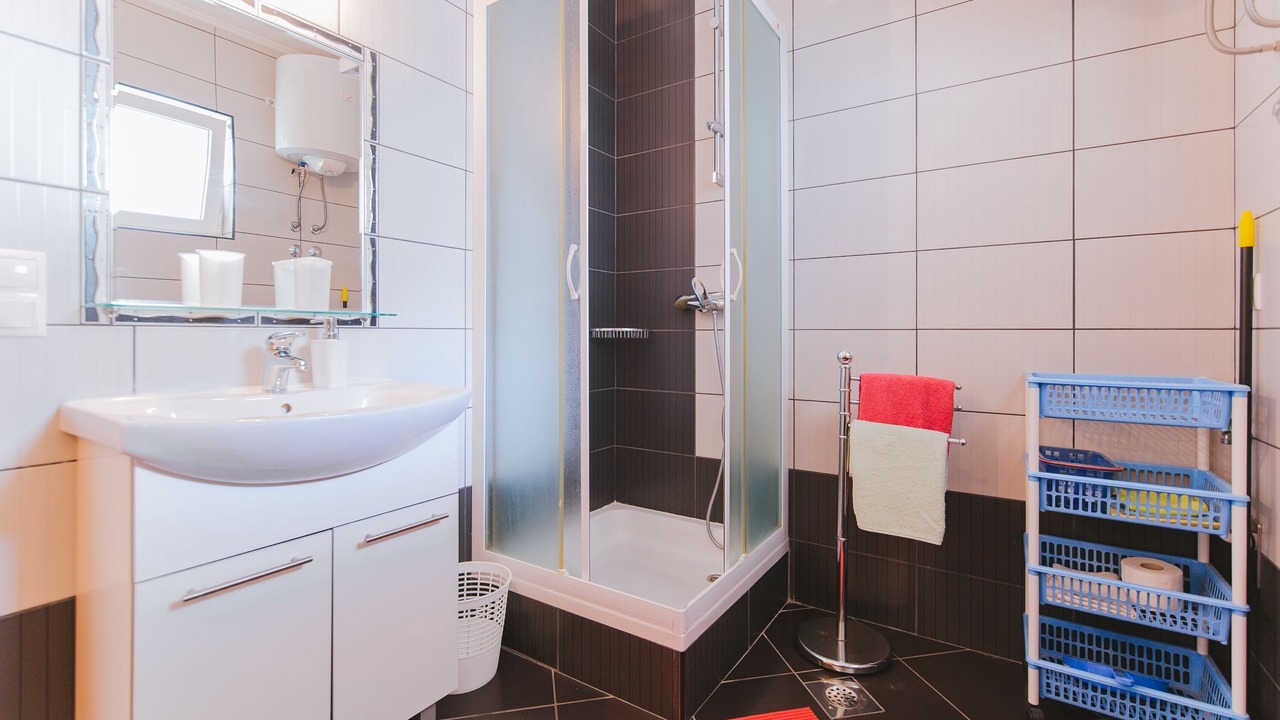 Photo of Bathroom in Tice