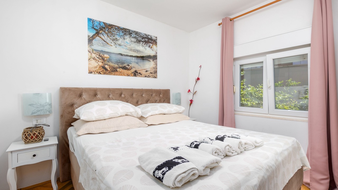 Photo of Bedroom in Okrug Gornji