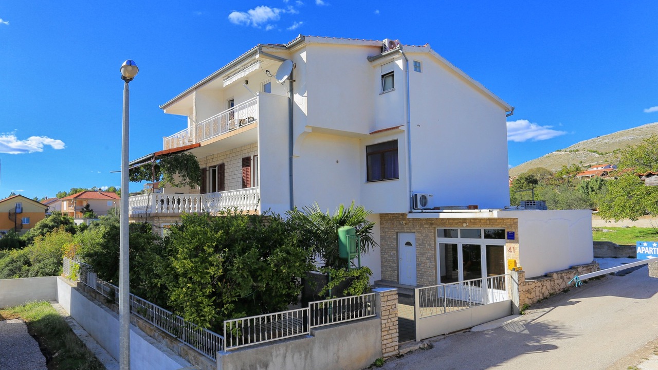 Photo of Outdoor in Grebastica