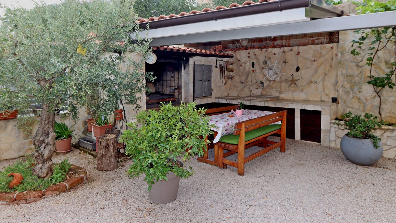 Photo of Outdoor in Kornic