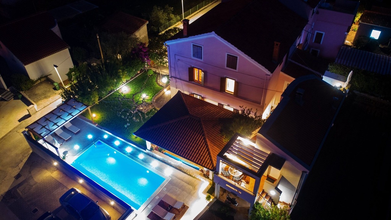 Photo of Outdoor in Preko