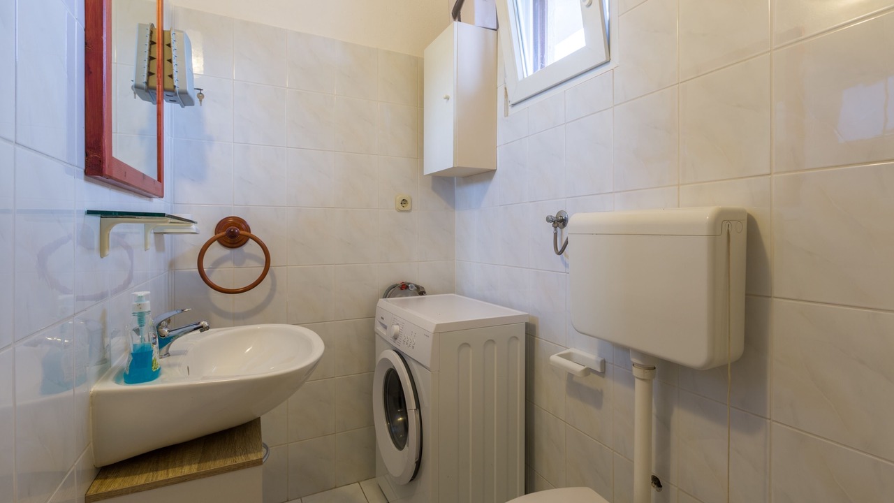 Photo of Bathroom in Karigador