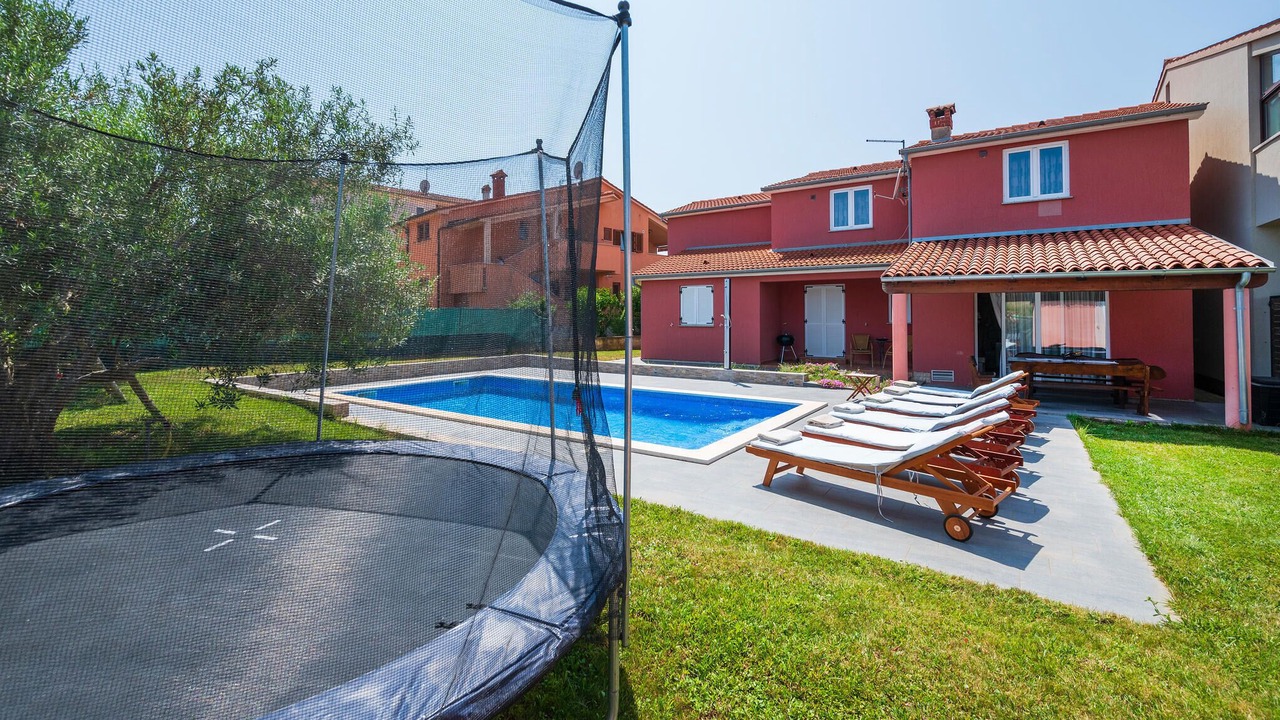 Photo of Outdoor in Valbandon