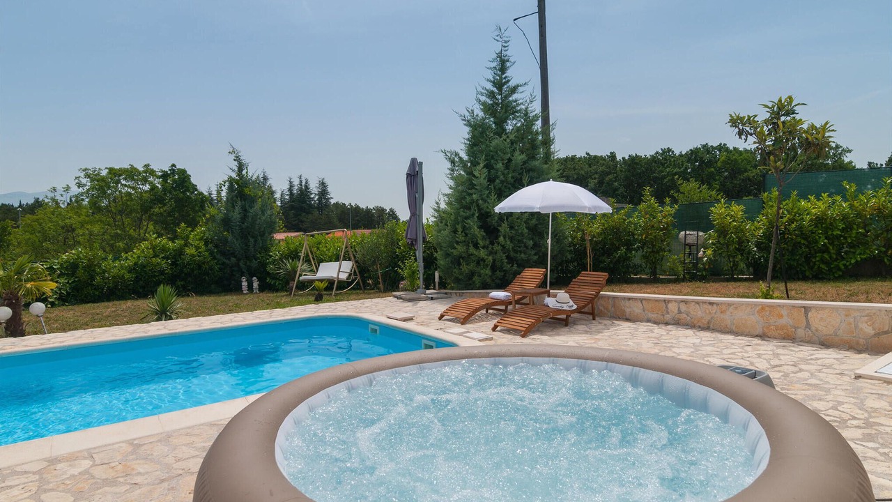 Photo of Outdoor in Hrvace
