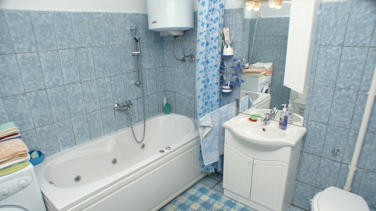 Photo of Bathroom in Marina