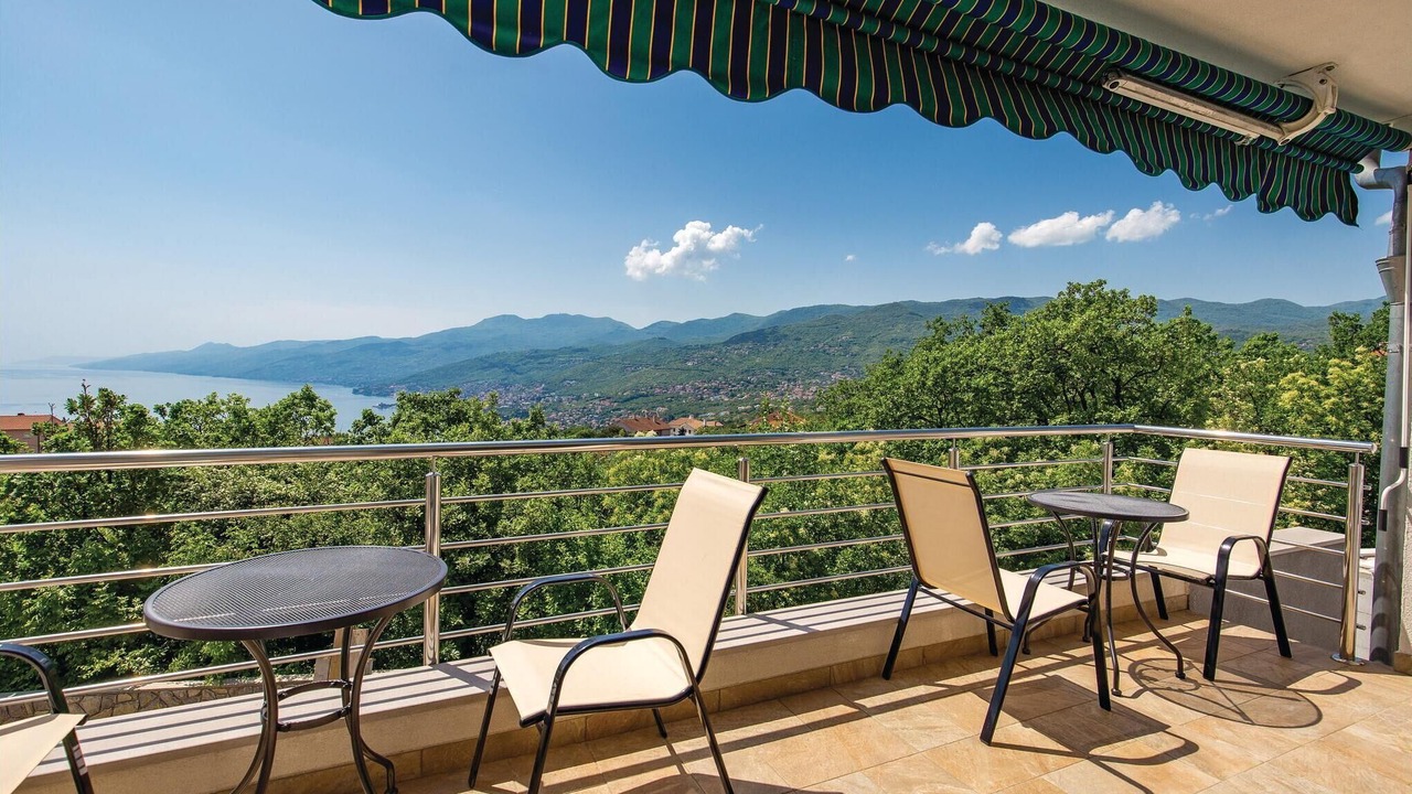 Photo of Patio Balcony in Rubesi